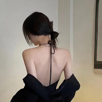 这个大叔太冷傲